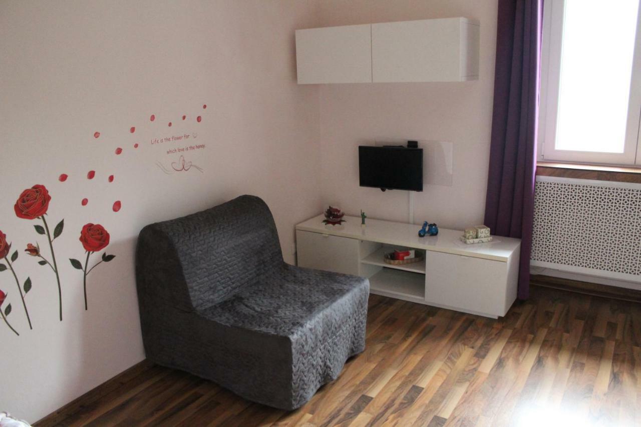 Casa Valbrona Екстериор снимка