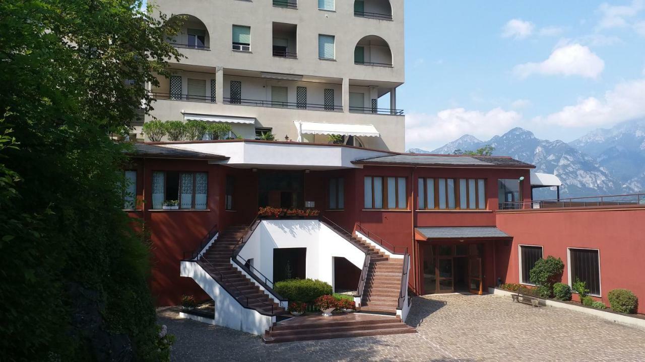 Casa Valbrona Екстериор снимка