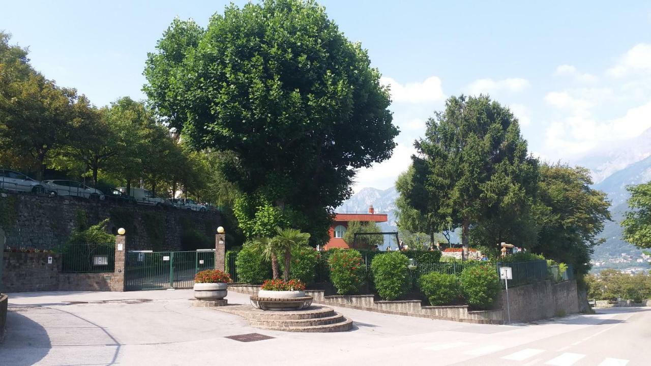 Casa Valbrona Екстериор снимка
